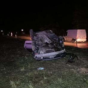 Zonguldak&rsquo;ta seyir halindeki otomobil takla attı: 2 yaralı