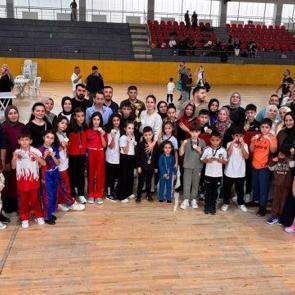 Esenler Altınayak Spor Kul&uuml;b&uuml;'nden b&uuml;y&uuml;k başarı! 