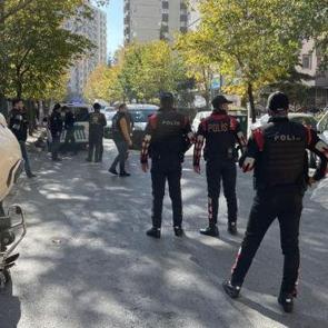 Okul &ccedil;evresinde polis denetimi: 2 ş&uuml;pheli g&ouml;zaltına alındı