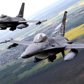 Rusya'yı kızdıracak anlaşma: F-16 savaş u&ccedil;aklarını Ukrayna'ya verdiler