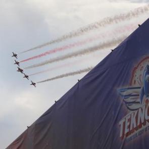Şanlıurfa TEKNOFEST'te renkli anlar: Kanal 7 standına yoğun ilgi