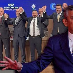 Son 2,5 yılda b&uuml;y&uuml;k &ccedil;&ouml;z&uuml;lme: 44 belediye başkanı AK Partili oldu