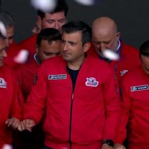 TEKNOFEST G&uuml;neydoğu a&ccedil;ılışında halay coşkusu!