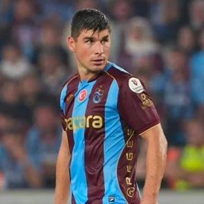 Trabzonspor Ruslan Malinovskyi'nin ameliyat edildiğini a&ccedil;ıkladı!