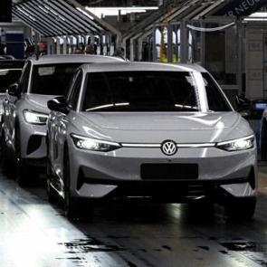 Volkswagen, sendikayla imzaladığı toplu iş s&ouml;zleşmelerini tek taraflı feshedecek