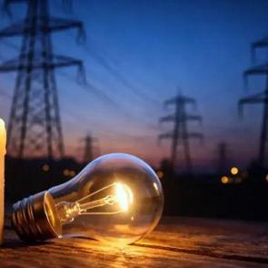 İstanbullular dikkat! 8 saat s&uuml;recek! İşte elektrik kesintisinin yaşanacağı il&ccedil;eler!