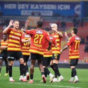 2-0'dan d&ouml;nen rakibi 90+3'te yıktılar! 1. Lig'de lider değişmedi