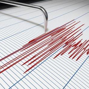 Adana'da peş peşe depremler