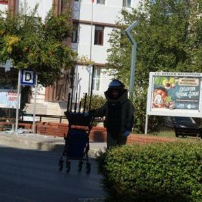 Adliye &ouml;n&uuml;nde ş&uuml;pheli paket alarmı: Bomba imha ekipleri sevk edildi!