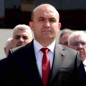 Albayrak'tan Eskişehir i&ccedil;in iddialı hedef: B&uuml;y&uuml;kşehir dahil 10 belediyeyi alacağız