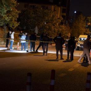 Ankara'da uygulama noktasında ateş a&ccedil;ıldı! Bir polis şehit oldu