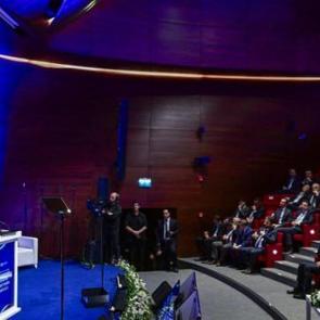 Bakan Kacır: K&uuml;resel ekonominin ağırlık merkezi batıdan doğuya kayıyor!