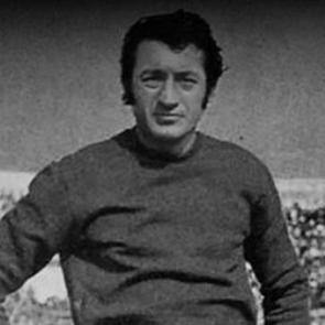 Fenerbah&ccedil;e'de kupalar kazanmıştı! Efsane kaleci hayatını kaybetti
