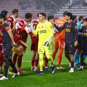 Galatasaray i&ccedil;in zorlu fikst&uuml;r! 30 g&uuml;nde 8 ma&ccedil;: İ&ccedil;inde Bar&ccedil;a ve derbi de var
