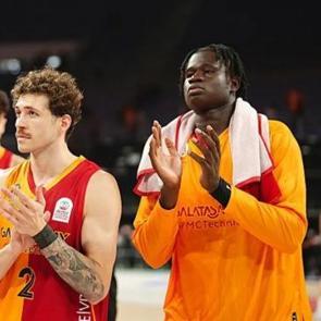 Galatasaray Şampiyonlar Ligi'nde parkeye &ccedil;ıkıyor!