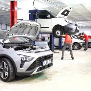  İkinci el ara&ccedil; pazarında gizli tehlike: Boyasız otomobillerin ağır bakım faturası