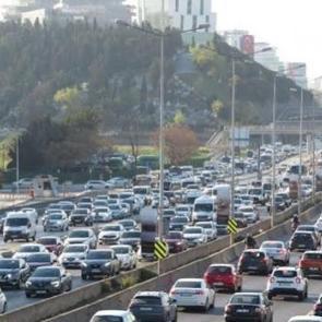 İstanbul'da E-5 yolu her g&uuml;n 7 saat kapanacak! Kilit noktada yeni d&uuml;zenleme