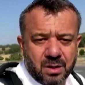 Kahramanmaraş'tan y&uuml;r&uuml;yerek ve otostop &ccedil;ekerek umreye gidiyor