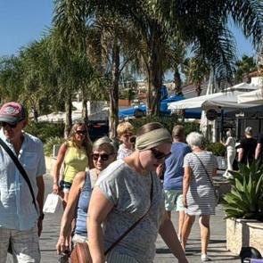 Marmaris&rsquo;te kruvaziyer bereketi: Bir haftada 9 bin 400 turist geldi