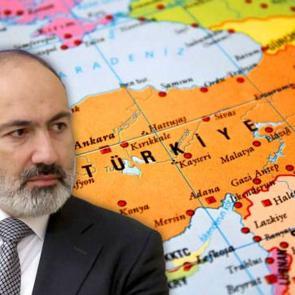 Paşinyan T&uuml;rkiye sınırını işaret etti! Ermenistan'da T&uuml;rkiye heyecanı