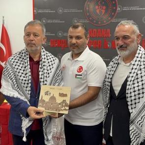 T&uuml;rkiye ve Filistin Milli Takımları, D&uuml;nya Kupası hazırlıklarını birlikte s&uuml;rd&uuml;r&uuml;yor