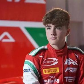 16 yaşındaki T&uuml;rk pilot Ferrari'ye katıldı!