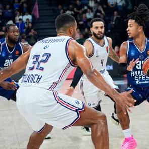 Anadolu Efes, Bayern'e 101 sayıyla kaybetti