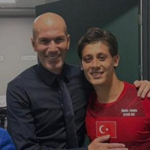 Arda G&uuml;ler, Zidane ile fotoğraf paylaştı! Mbappe'den sitem geldi