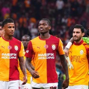 Galatasaray'da yıldız oyuncudan şok talep! 'Bonservisimi verin gideyim'