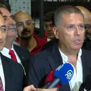 Arda &Ccedil;akmak, F.Bah&ccedil;e &ouml;rneği ile G.Saraylı taraftarlara bilet mesajı verdi: Enflasyon...