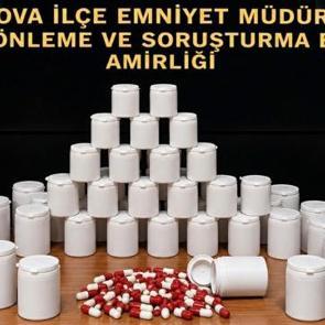 İzmir'de 2 bin 775 sentetik ecza ele ge&ccedil;irildi