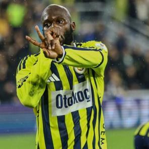 Lukaku, Fenerbah&ccedil;e'de golle tanıştı