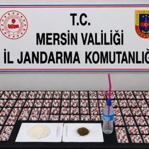 Mersin'de jandarmadan gece yarısı uyuşturucu baskını: 2 zanlı tutuklandı!