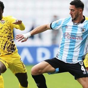 Dadaşlar evinde coştu! Erzurumspor, Ey&uuml;pspor ma&ccedil;ı ile S&uuml;per Lig'de ilki yaşadı
