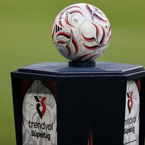 S&uuml;per Lig'de lider değişti! Zirve yarışı alevlendi