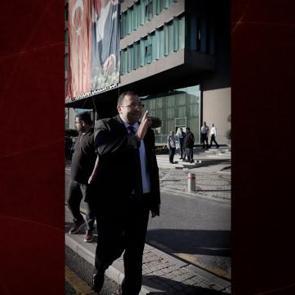 D&uuml;ndar Ziya G&uuml;ltekin i&ccedil;in hazırlanan klip y&uuml;rekleri dağladı