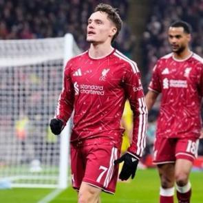 2-0'dan d&ouml;nd&uuml;ler! 7 goll&uuml; ma&ccedil;ın kazananı Liverpool