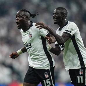 Beşiktaş'ın yıldızları beraberliği değerlendirdi