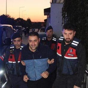 &Ccedil;ukurova Belediye Başkanı Emrah Kozay g&ouml;revden uzaklaştırıldı