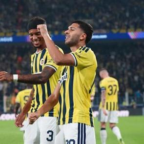 F.Bah&ccedil;e'nin yıldızı, İngiliz ekibini peşine taktı! G.Saray ma&ccedil;ında trib&uuml;nde izlenecek