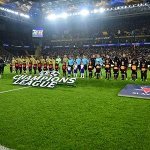 Kadık&ouml;y'de trib&uuml;nler ayaklandı! İstifa tezah&uuml;ratları y&uuml;kseldi