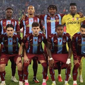 Trabzonspor'un yıldızından Beşiktaş ma&ccedil;ı sonrası olay paylaşım! Dusan Vlahovic...