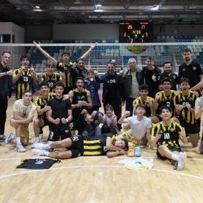 Voleybolda Konya B&uuml;y&uuml;kşehir Belediyespor fırtınası!