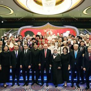 Emine Erdoğan'dan TDT Zirvesi kapsamında d&uuml;zenlenen programlara ilişkin paylaşım