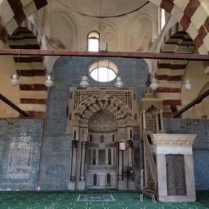 Mısır&rsquo;ın kalbinde Meml&uuml;k ve Osmanlı izlerinin buluştuğu bir eser: Mavi Cami