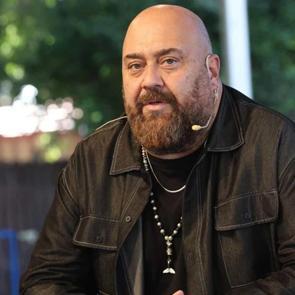Şef Somer Sivrioğlu'nun restoranına kayyum atandı! Milyonluk borcu ortaya &ccedil;ıktı