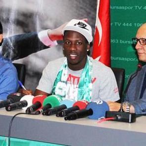 Bursaspor 3+1 yıllık imzayı attırdı!