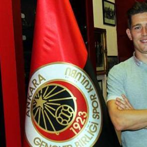 Olafur Skulason Gen&ccedil;lerbirliği'nde