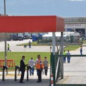 Bir devde daha &uuml;retim durdu