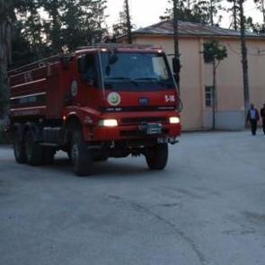 Hatay'daki &ccedil;adır kentte yangın
